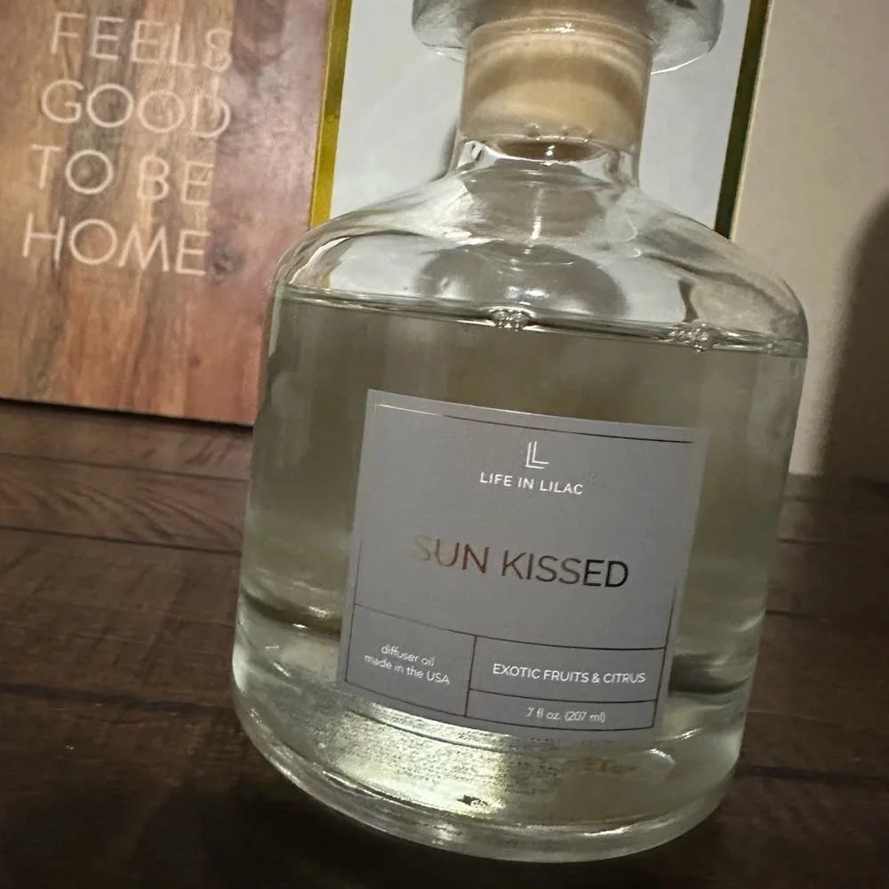 New in box, Life in Lilac diffuser - Sun Kissed - Picture 2 of 2
